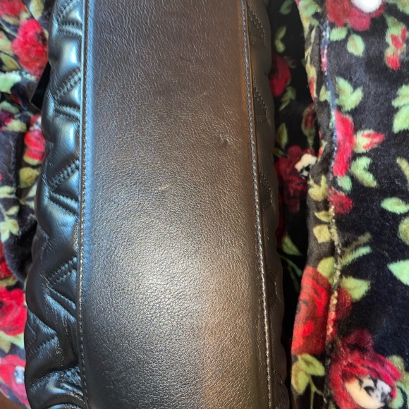 Authentic Valentino Leather Handbag - Picture 3 of 8